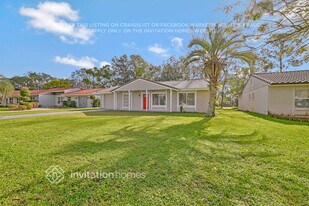 10425 Kingbrook Ln in Orlando, FL - Building Photo