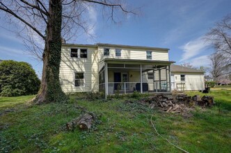 606 Wyoming Ave in Dover, DE - Building Photo - Building Photo