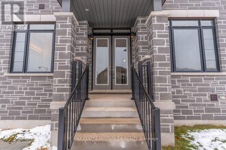 883 Plum Pl in Milton, ON - Building Photo - Building Photo