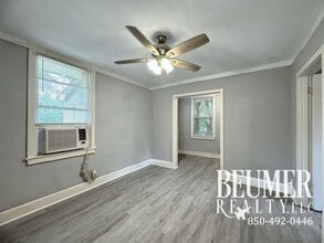 913 N 69th Ave in Pensacola, FL - Foto de edificio - Building Photo