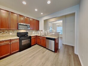 3204 Neuse Crossing Dr in Raleigh, NC - Building Photo - Building Photo
