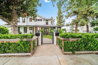 2601 W Chandler Blvd in Burbank, CA - Building Photo - Building Photo