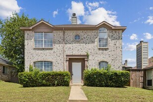12719 Bluffview Dr in Balch Springs, TX - Building Photo