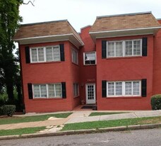 2410 Arlington Crescent in Birmingham, AL - Building Photo