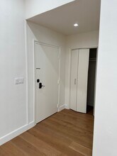 11970 Montana Ave, Unit 312 in Los Angeles, CA - Building Photo - Building Photo