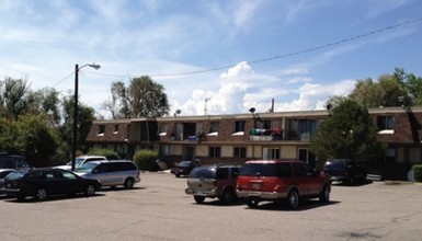 The Cottonwoods in Denver, CO - Foto de edificio - Building Photo