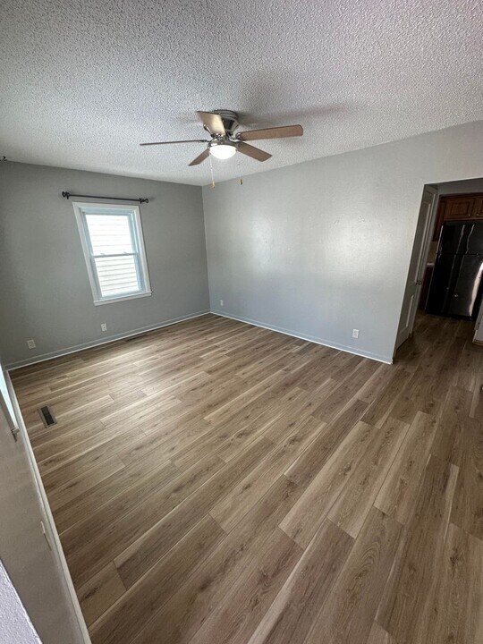 638 Kirkwood Ave in Waterloo, IA - Building Photo