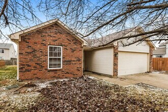 5842 Kiah Ct in Plainfield, IN - Building Photo - Building Photo