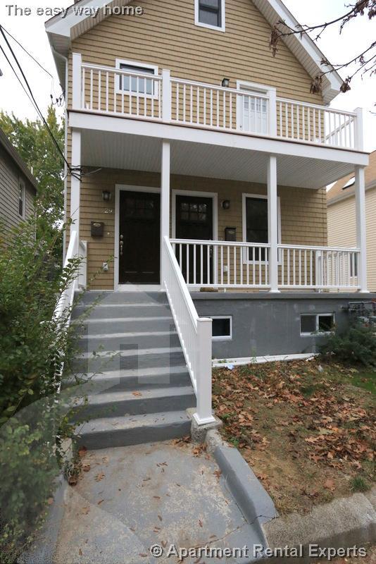 29 Elmwood St in Somerville, MA - Building Photo - Building Photo