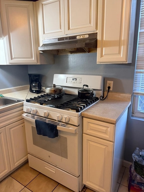 63 Canton St in Stoughton, MA - Building Photo - Building Photo