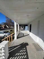 2272 Avon St in Saginaw, MI - Building Photo