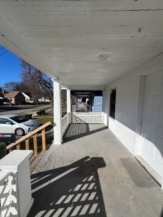 2272 Avon St in Saginaw, MI - Building Photo