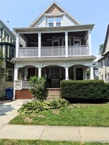 552 Potomac Ave in Buffalo, NY - Building Photo