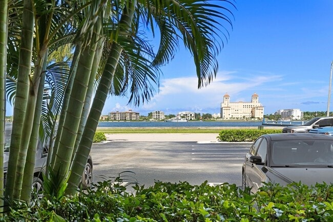917 N Flagler Dr in West Palm Beach, FL - Building Photo - Building Photo