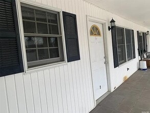 70 N Main St in Sayville, NY - Building Photo - Building Photo