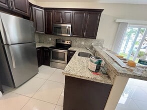 3611 SW 88th Pl in Miami, FL - Building Photo - Building Photo