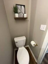 3751 Jamestown Cir in Raleigh, NC - Foto de edificio - Building Photo