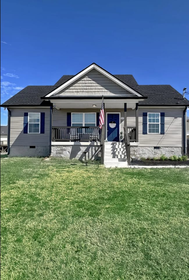 property at 609 Anna's Wy