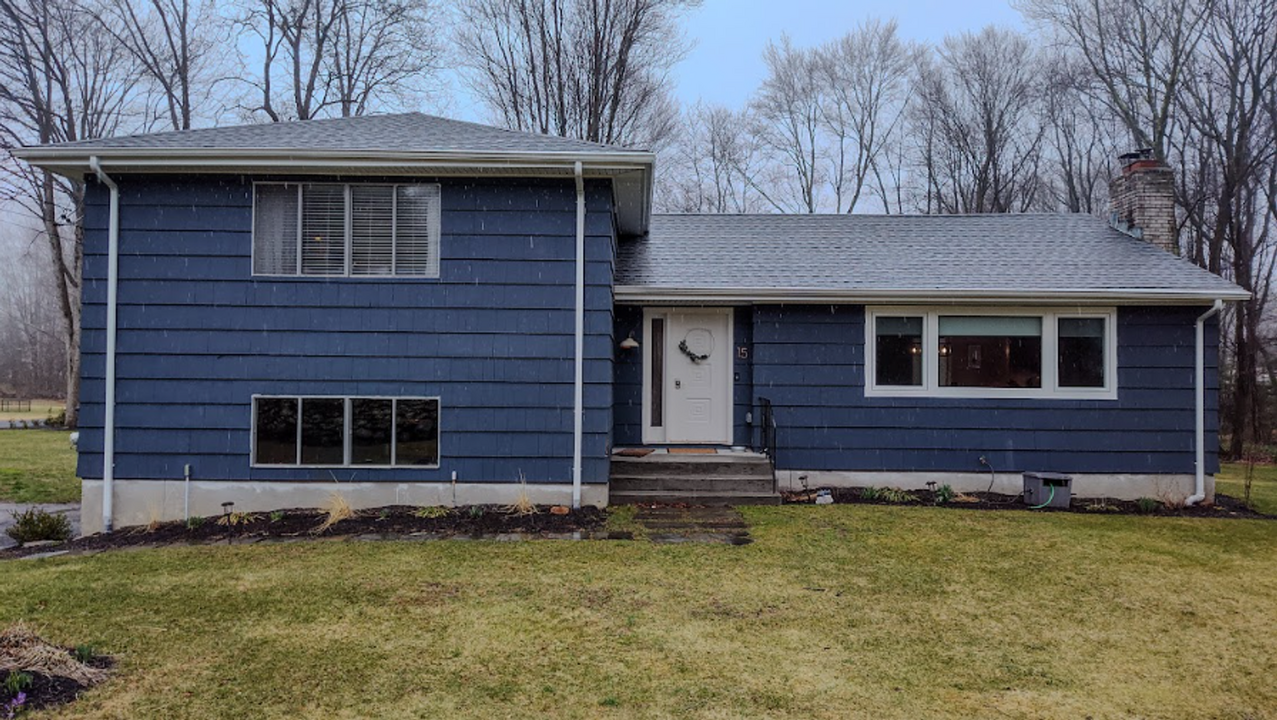 15 Gate Ridge Rd in Easton, CT - Building Photo