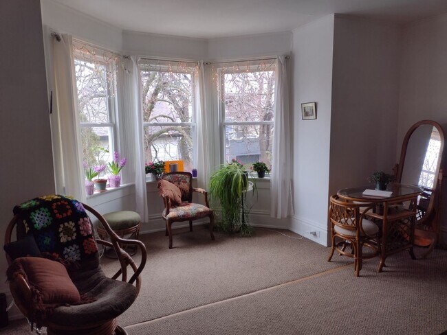 1330 N 12th St. (9 Unit) in Sheboygan, WI - Building Photo - Interior Photo