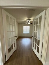 116 Rustic Acres in Schertz, TX - Building Photo - Building Photo