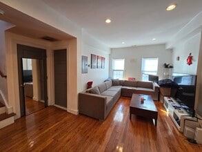 2 Mount Pleasant Pl in Boston, MA - Building Photo - Building Photo