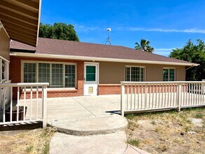 29534 S Chrisman Rd in Tracy, CA - Building Photo - Building Photo