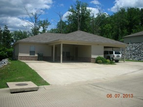 Shady Heights Apartment Homes in Hot Springs, AR - Foto de edificio - Building Photo