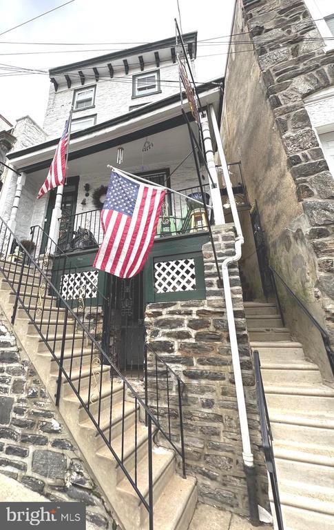 property at 127 Green Ln