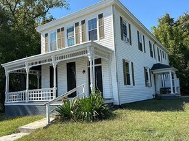 12020 Winfree St, Unit 4 in Chester, VA - Building Photo