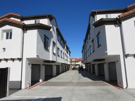 La Jolla Street Apartments