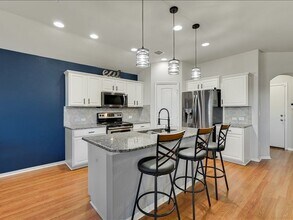 725 Pinnacle Dr in Georgetown, TX - Building Photo - Building Photo