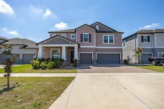 11715 Navajo Sandstone St in Riverview, FL - Building Photo - Building Photo