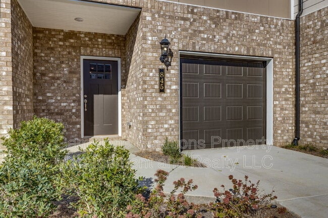 845 Longleaf Lane in Columbia, TN - Building Photo - Building Photo