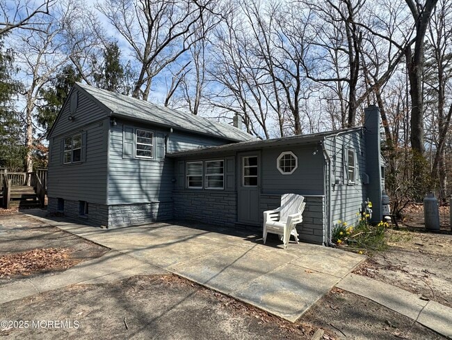 305 Cherry St in Jackson Township, NJ - Building Photo - Building Photo