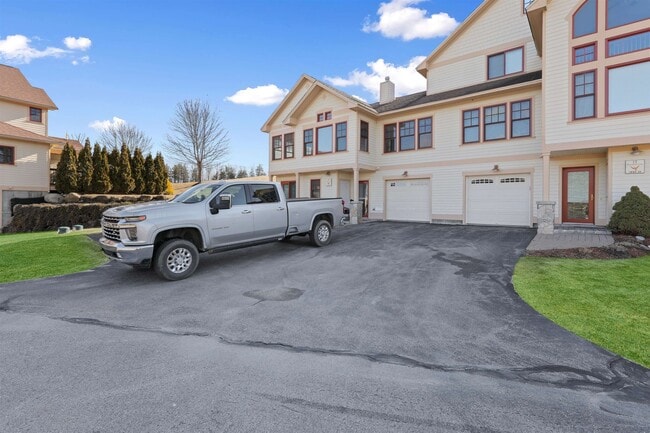 13 Greenscapes Ln in Thornton, NH - Building Photo - Building Photo