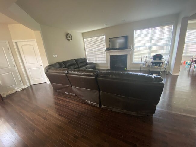 4806 Calibri Ct in Frederick, MD - Building Photo - Building Photo
