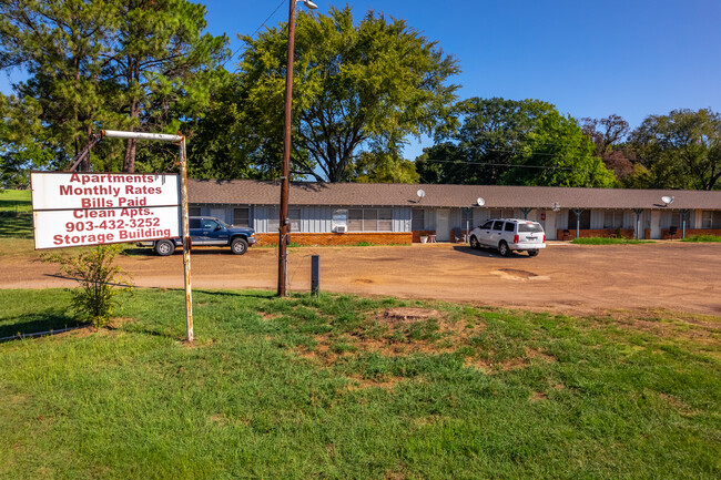 900 S Tool Dr in Tool, TX - Building Photo - Building Photo