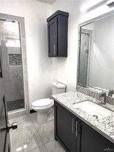 1012 N Woodson Ave, Unit 1 in Edinburg, TX - Building Photo - Building Photo