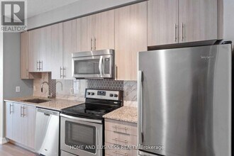 4099 Brickstone Mews in Mississauga, ON - Building Photo - Building Photo