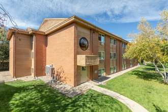 Glen Ridge Apartments in Longmont, CO - Building Photo - Building Photo