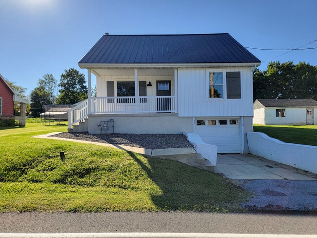 property at 312 W Main St