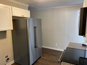 1308 Ivy St in Durham, NC - Building Photo - Building Photo