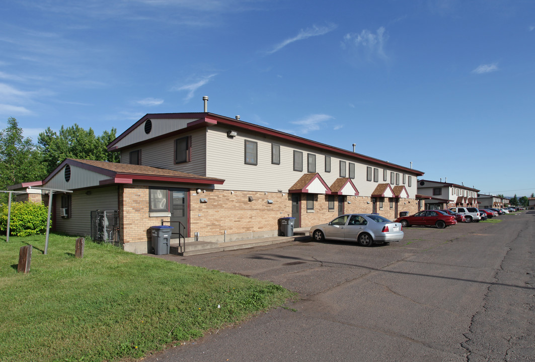 Catlin - LLC in Superior, WI - Foto de edificio