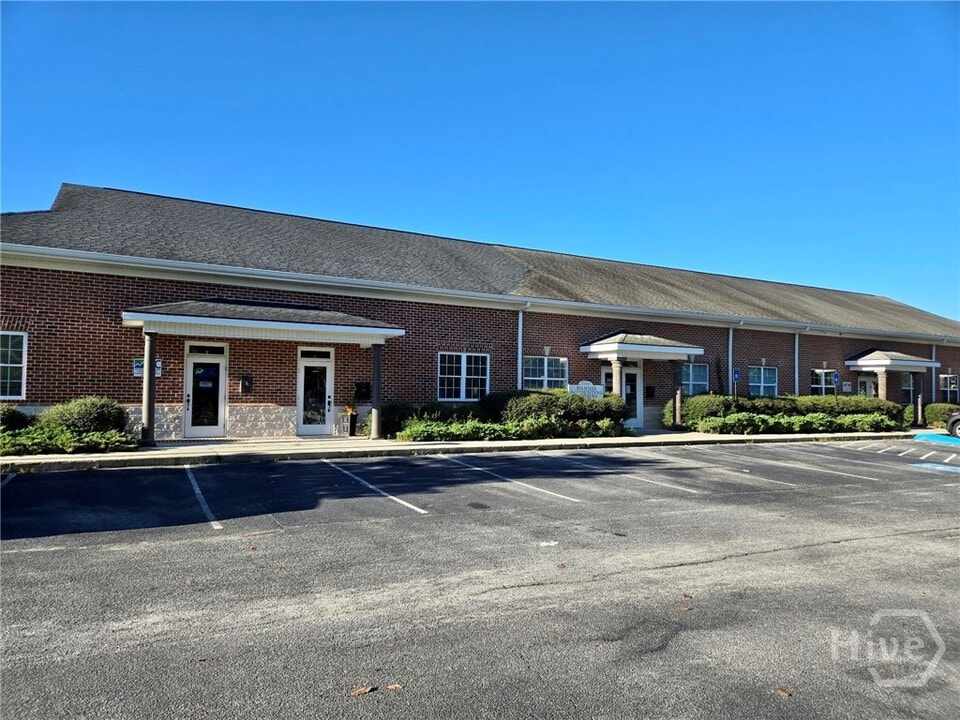 131 Canal St in Pooler, GA - Building Photo