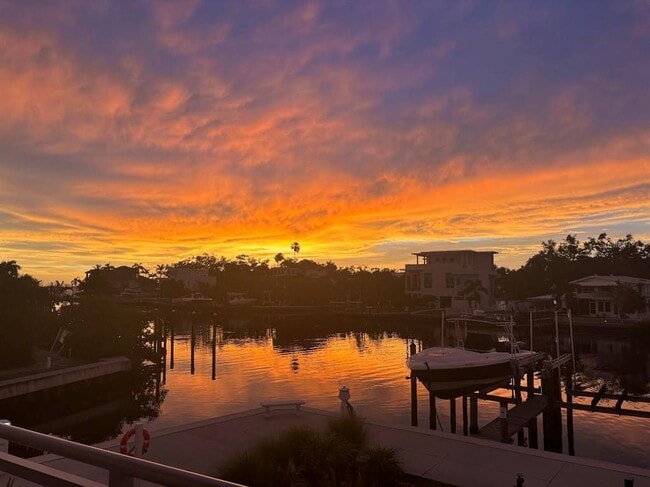 1709 N Tamiami Trl in Sarasota, FL - Foto de edificio - Building Photo