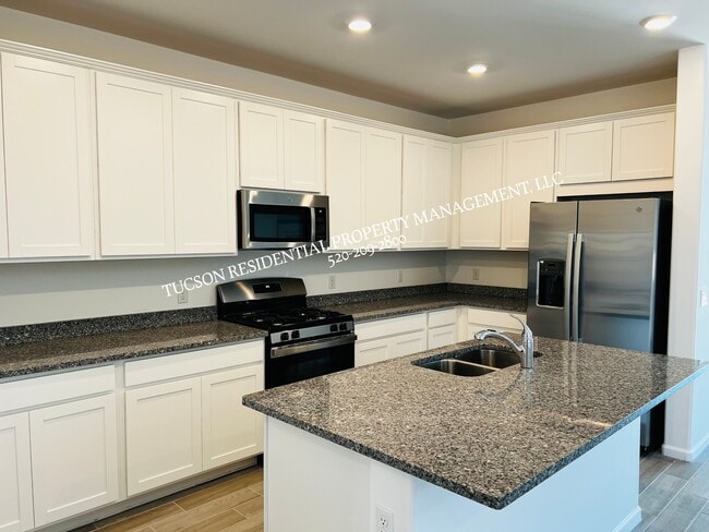 13142 E Cembeline Ln in Tucson, AZ - Building Photo - Building Photo