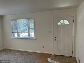 4726 Boiling Brook Pkwy in Rockville, MD - Building Photo