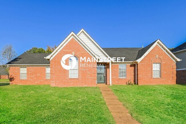 property at 9720 Lakeland Hills Cove