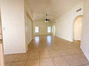 10745 W Ruth Ave in Peoria, AZ - Building Photo - Building Photo